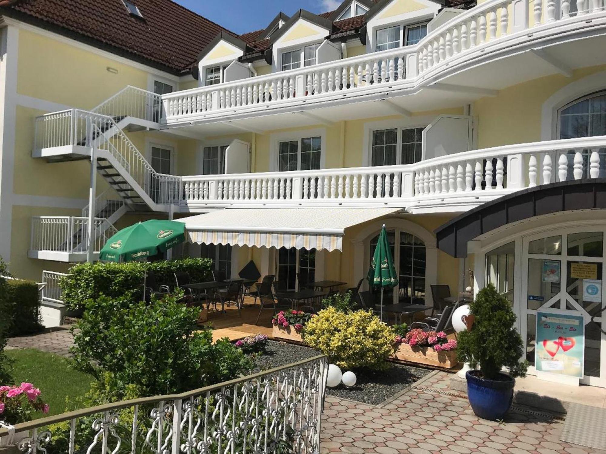 Ferienappartements-Grolik Im Aparthotel Zum Gutshof Hohenwarth Exterior foto